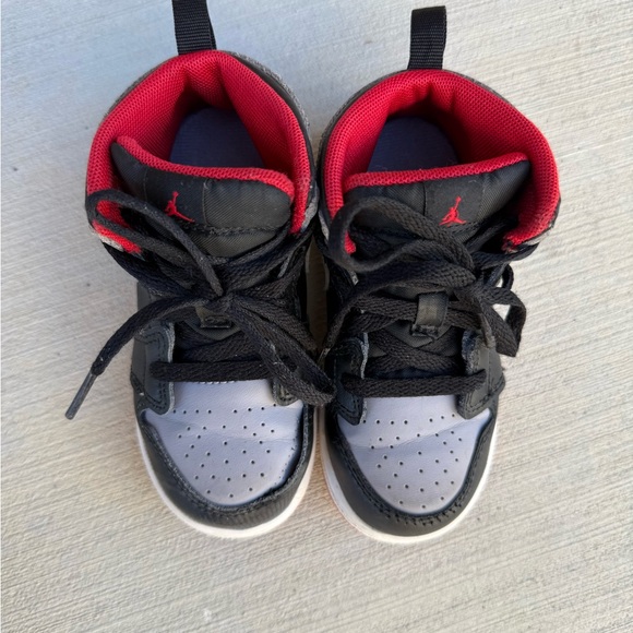 Nike Jordan mids 8C—read description - Picture 7 of 7